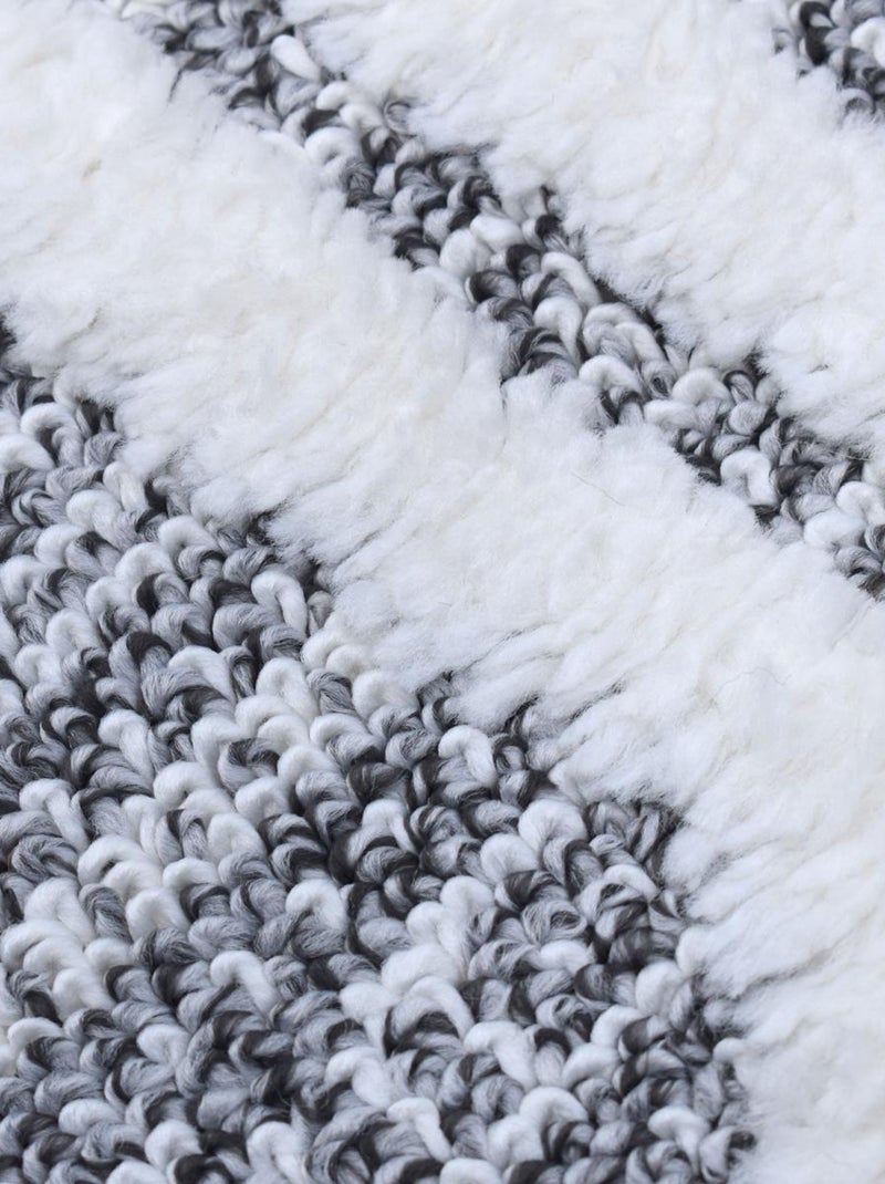 Tapis longs poils shaggy tissé motif scandinave LALALO Gris - Kiabi