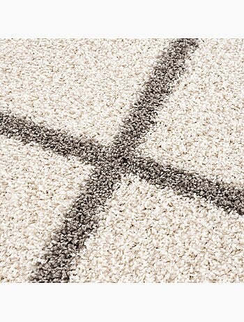 Tapis longs poils shaggy tissé motif scandinave SG MADRAG