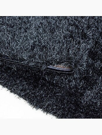 Tapis longs poils shaggy tissé motif uni UNI A