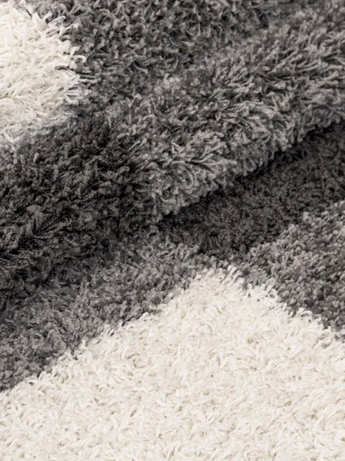 Tapis poils longs shaggy tissé motif géométrique RECTAN - Kiabi