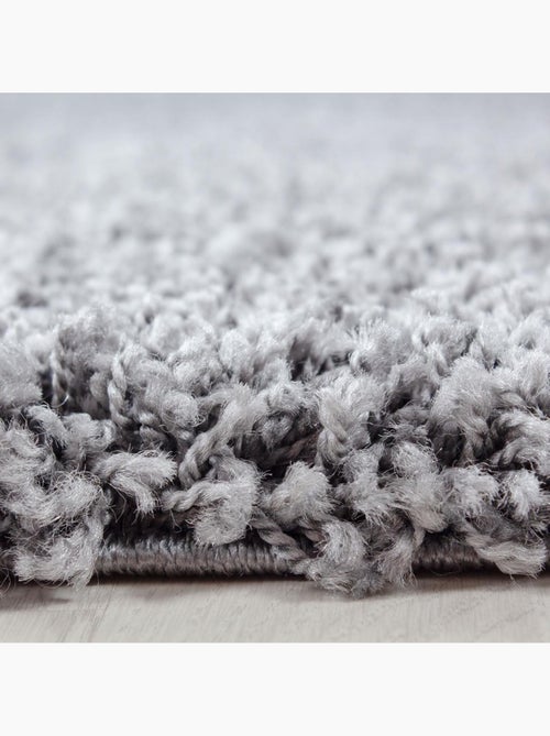 Tapis poils longs shaggy tissé motif uni UNI L - Kiabi Tapis poils longs shaggy tissé motif uni UNI L - Kiabi
