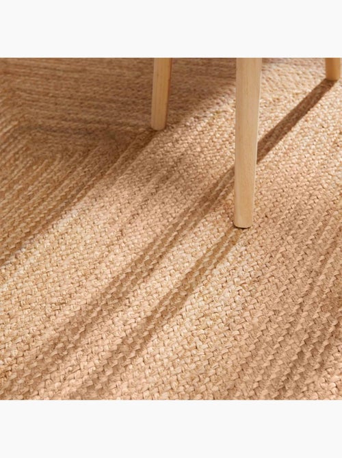 Tapis pour une chambre ou une entrée motif simple, jute l tissé main, design chaleureux - Kiabi Tapis pour une chambre ou une entrée motif simple, jute l tissé main, design chaleureux - Kiabi