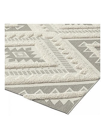 Tapis pour une chambre ou une entrée tissé motif ethnique BAIME