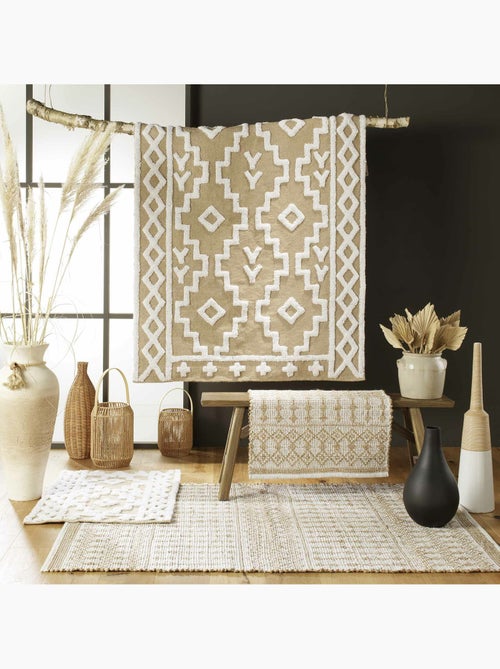 Tapis rectangle 120 x 170 cm – Jute et coton – Modèle Medine – Motif ethnique relief blanc - Kiabi Tapis rectangle 120 x 170 cm – Jute et coton – Modèle Medine – Motif ethnique relief blanc - Kiabi