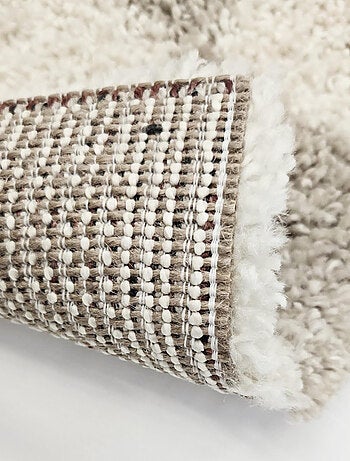 Tapis rectangulaire à poils longs