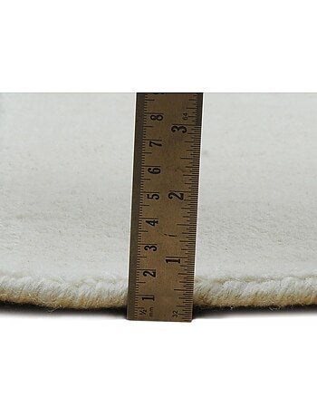 Tapis salon et chambre fait à la main en laine motif uni BANDA