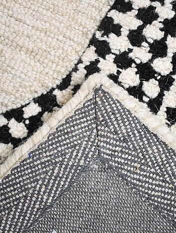 Tapis salon et chambre ASOLA, fait à la main motif géométrique