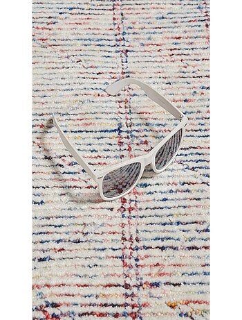 Tapis salon et chambre fait à la main en laine motif faux uni BERNES