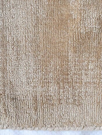 Tapis salon et chambre fait à la main en viscose motif uni NEO +