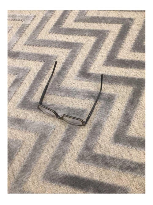 Tapis salon et chambre tissé en viscose motif géométrique CHEVROL - Kiabi