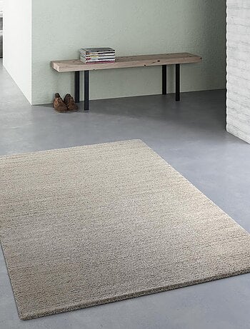 Tapis salon et chambre tissé motif faux uni GLACIA 1