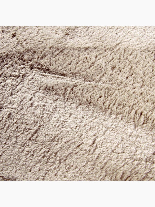Tapis salon faux uni poils ras, tissé polyester confortable, leon - Kiabi