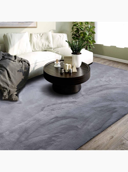Tapis salon faux uni poils ras, tissé polyester confortable, leon - Kiabi