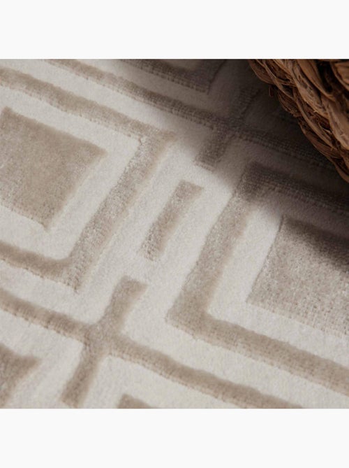 Tapis salon howlite motif géométrique, design graphique et original, confort - Kiabi Tapis salon howlite motif géométrique, design graphique et original, confort - Kiabi