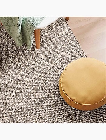 Tapis salon, motif faux uni, roccco, look chaleureux, entretien