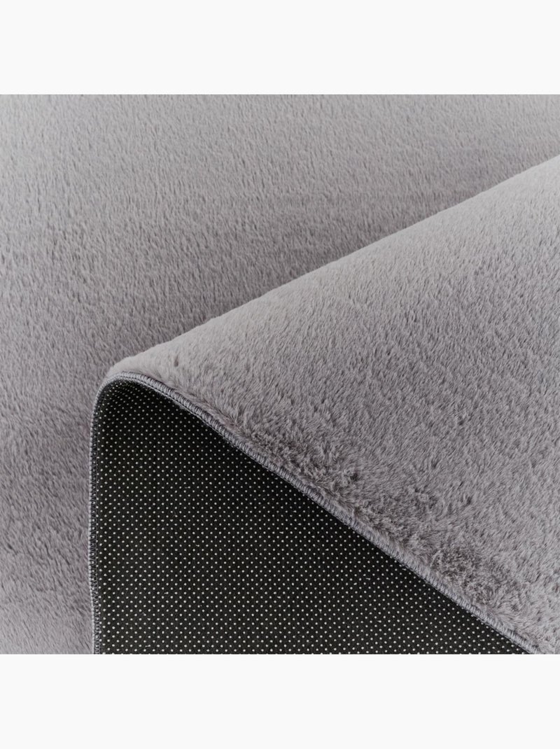 Tapis salon ultra doux, uni et lavable lyn50, aussi idéal pour la chambre gris anthracite - Kiabi