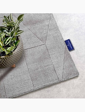 Tapis salon ursule, motif géométrique