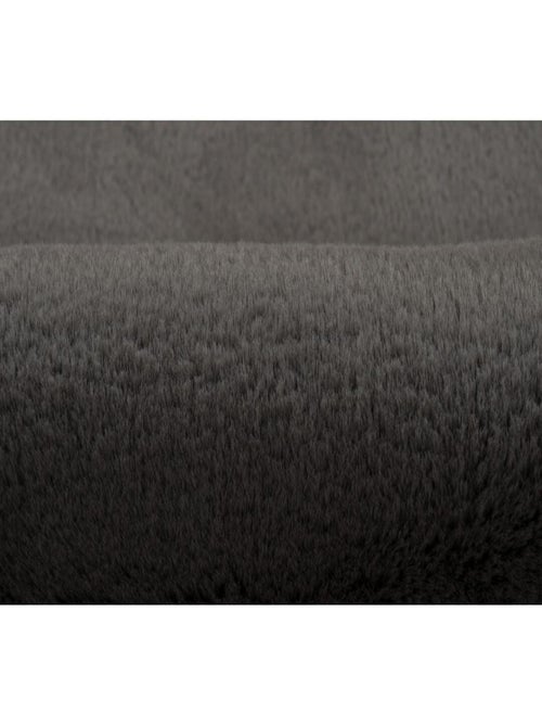 Tapis shaggy en peau de mouton synthétique Cosy - Kiabi