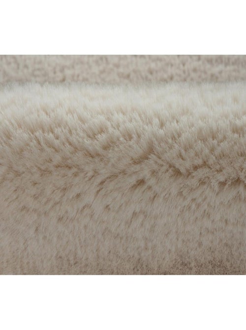 Tapis shaggy en peau de mouton synthétique Cosy - Kiabi