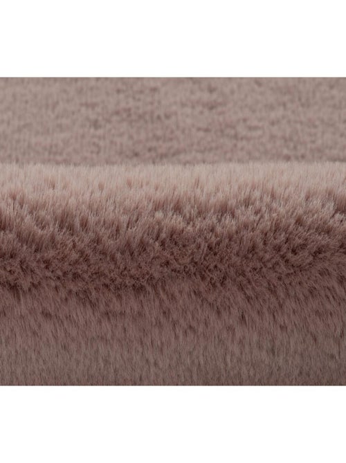 Tapis shaggy en peau de mouton synthétique Cosy - Kiabi