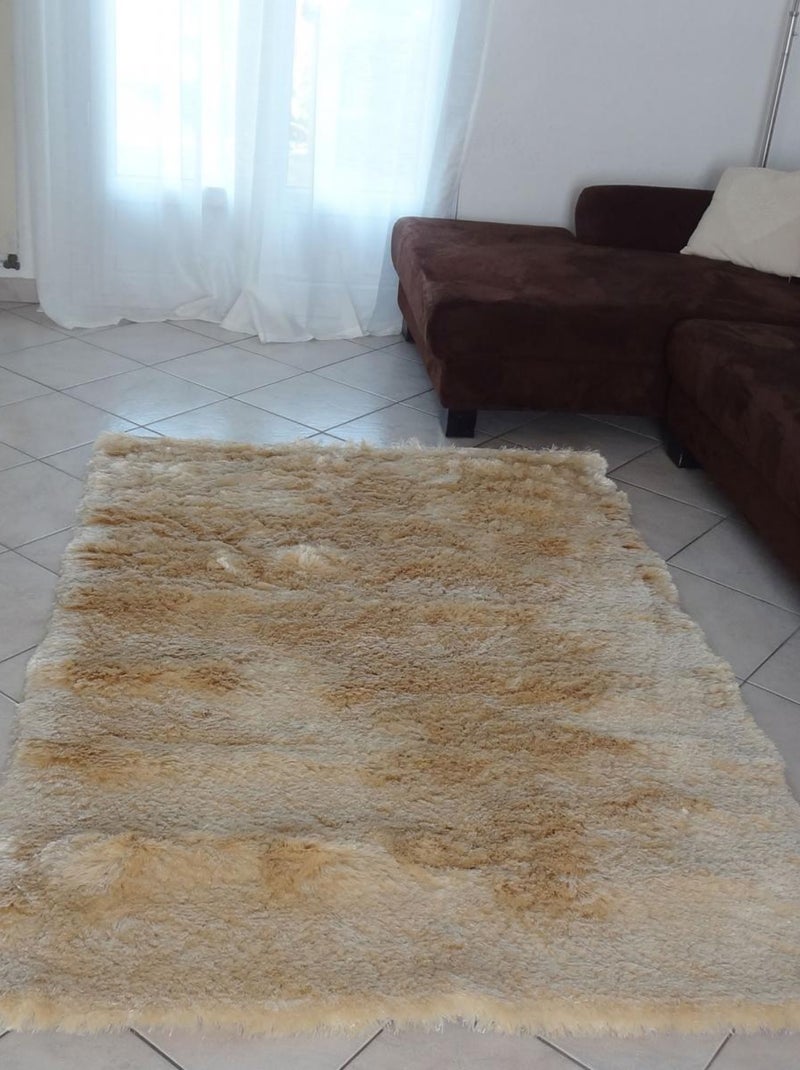 Tapis shaggy fait main motif uni SG FIN Beige - Kiabi