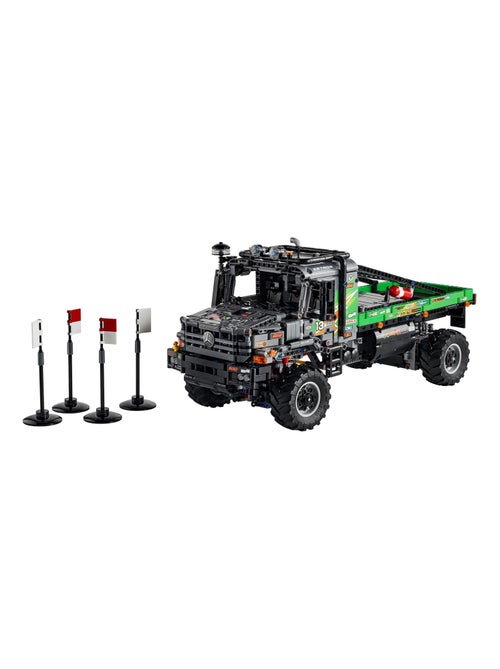 Technic Le camion d'essai 4x4 Mercedes-Benz Zetros - Kiabi