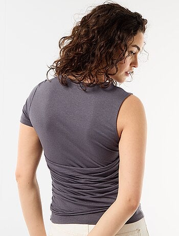 Tee-shirt asymétrique avec drapé épaule