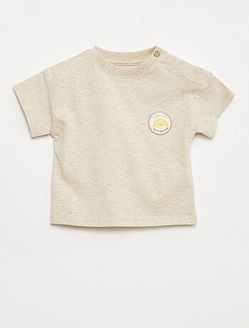 Tee-shirt avec broderie sur poitrine