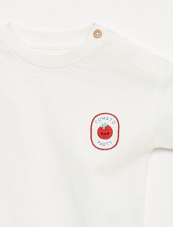 Tee-shirt avec broderie sur poitrine