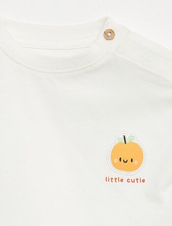 Tee-shirt avec broderie sur poitrine