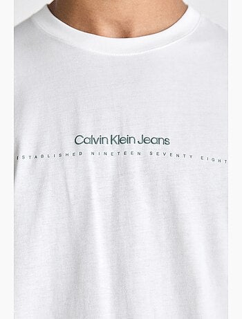 Tee Shirt Calvin Klein manches courtes