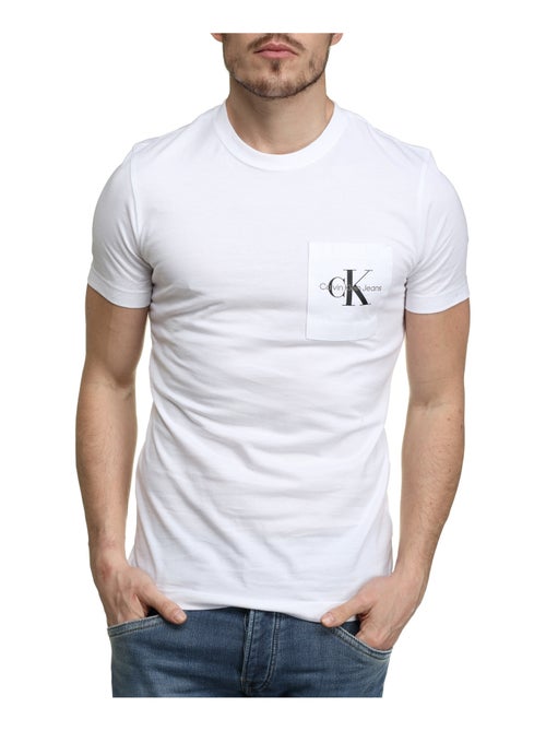 Tee Shirt Calvin Klein manches courtes - Kiabi