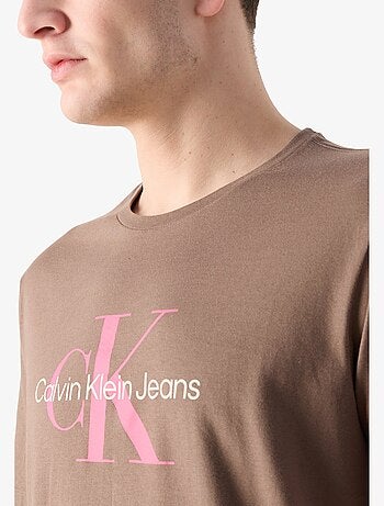 Tee Shirt Calvin Klein manches courtes