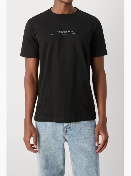 Tee Shirt Calvin Klein manches courtes - Kiabi