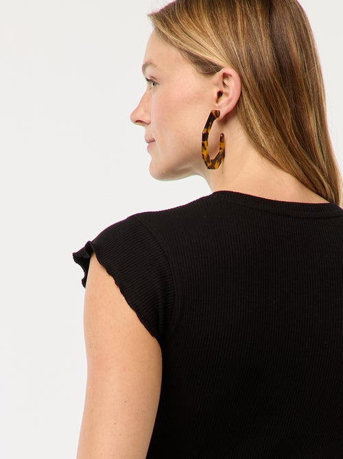 Tee-shirt côtelé avec manches volantées - Kiabi