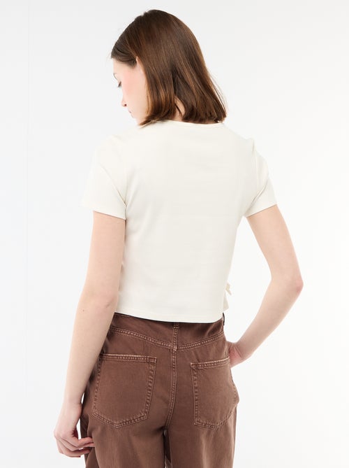 Tee-shirt cropped côtelé avec noeuds - Kiabi Tee-shirt cropped côtelé avec noeuds - Kiabi