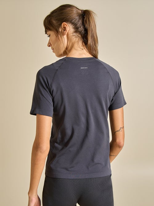 Tee-shirt de sport effet seconde peau - (ekstract) - Kiabi Tee-shirt de sport effet seconde peau - (ekstract) - Kiabi