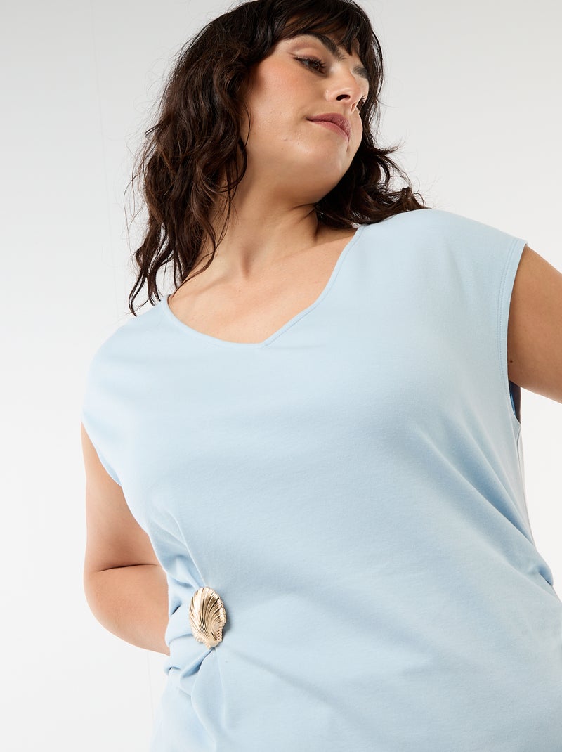 Tee-shirt drapé avec bijou doré Bleu - Kiabi