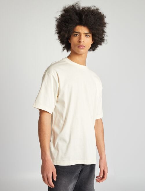 Tee-shirt en coton avec broderie poitrine - Kiabi
