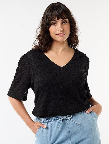 Tee-shirt en dentelle ajourée