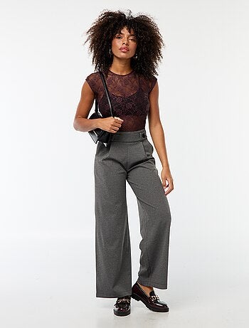 Tee-shirt en dentelle ajourée