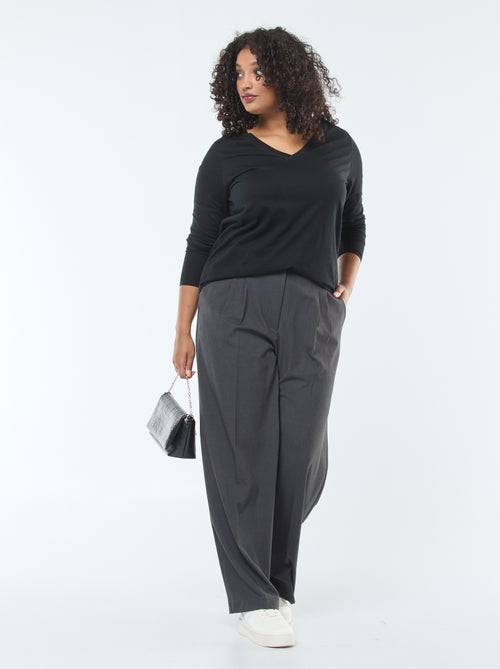 Tee-shirt en jersey avec col V et manches courtes - Kiabi