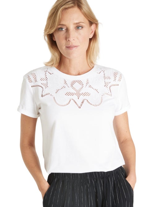 Tee-shirt fantaisie brodé et ajouré - DAXON - Kiabi