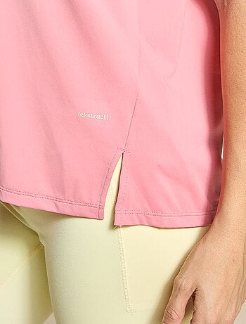 Tee-shirt fluide avec fente au dos - (ekstract)