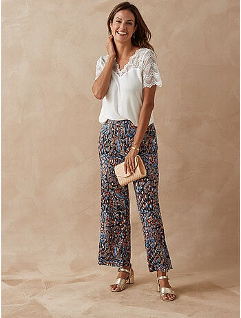 Tee-shirt haut et manches dentelle