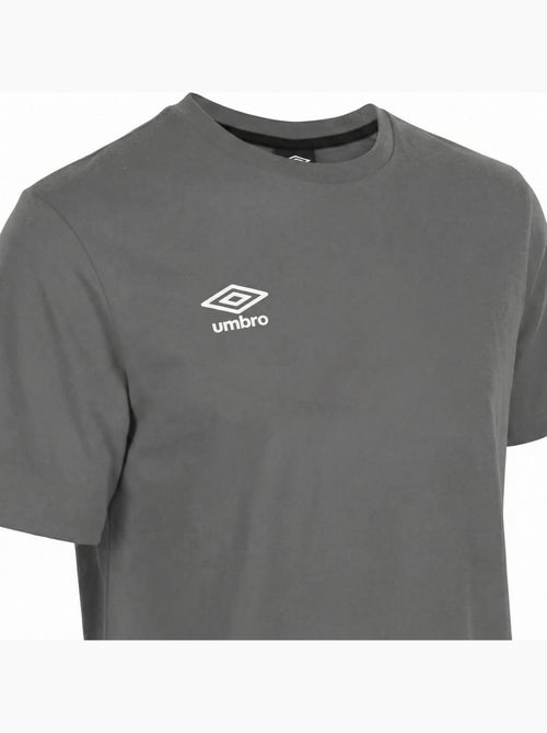 Tee shirt homme col rond chiné en coton 160gsm et logo imprimé 618292 umbro - Kiabi Tee shirt homme col rond chiné en coton 160gsm et logo imprimé 618292 umbro - Kiabi