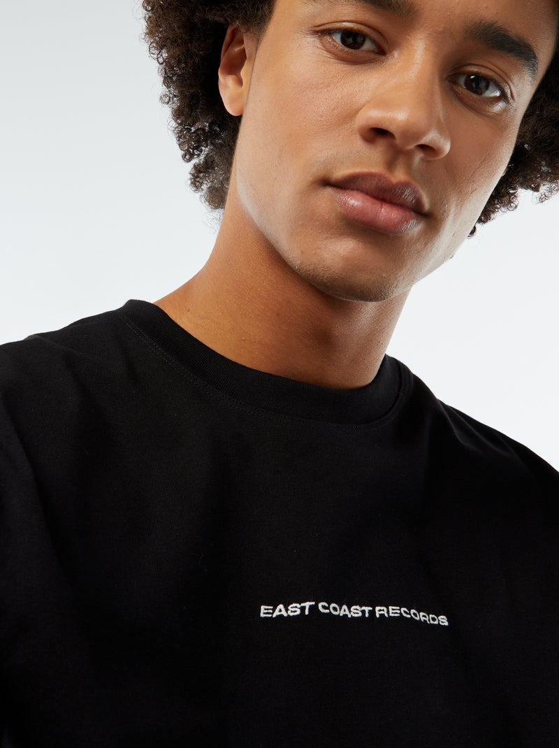 Tee-shirt imprimé poitrine Noir - Kiabi