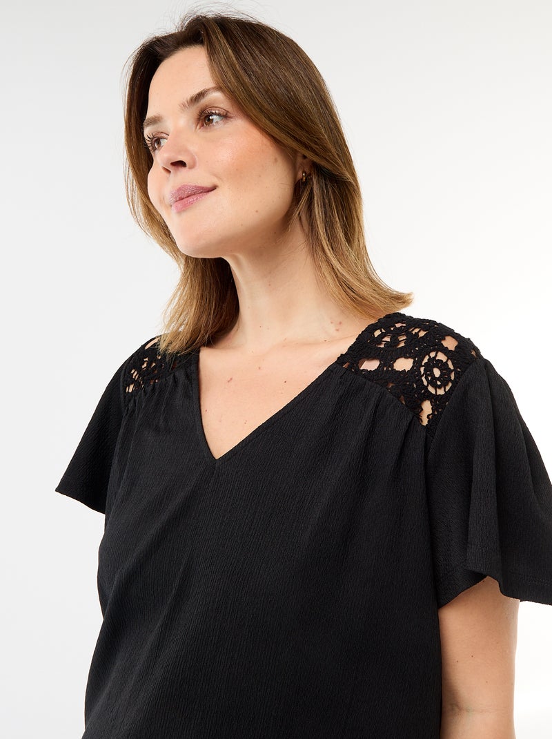 Tee-shirt maille crêpe et macramé Noir - Kiabi
