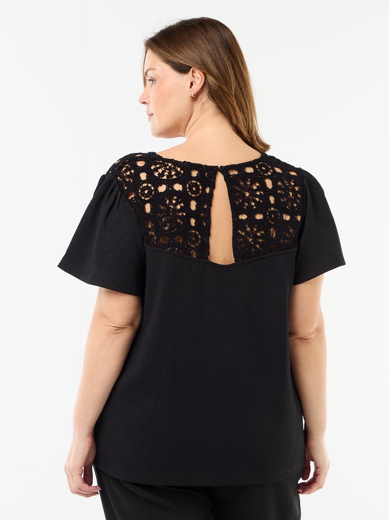 Tee-shirt maille crêpe et macramé Noir - Kiabi