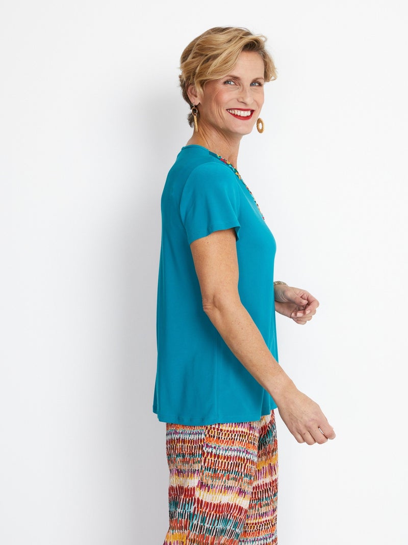 Tee-shirt maille extensible encolure fantaisie Vert - Kiabi
